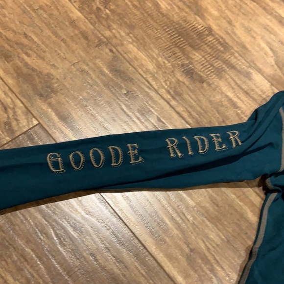 Goode Rider long sleeve quarter button down riding top - Picture 6 of 12